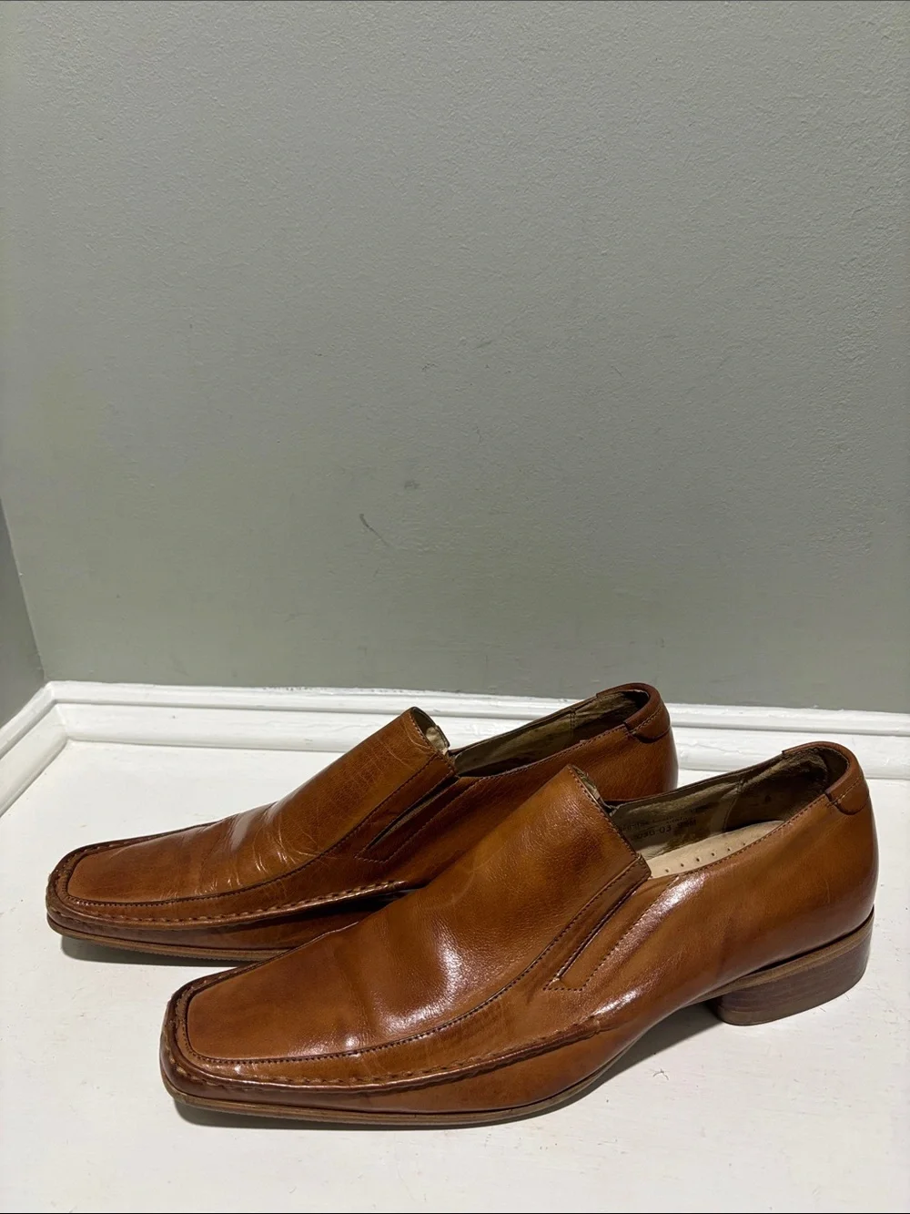Fratelli Select Genuine Leather Men's Slip-On Brown Dress Loafers - size 9.5